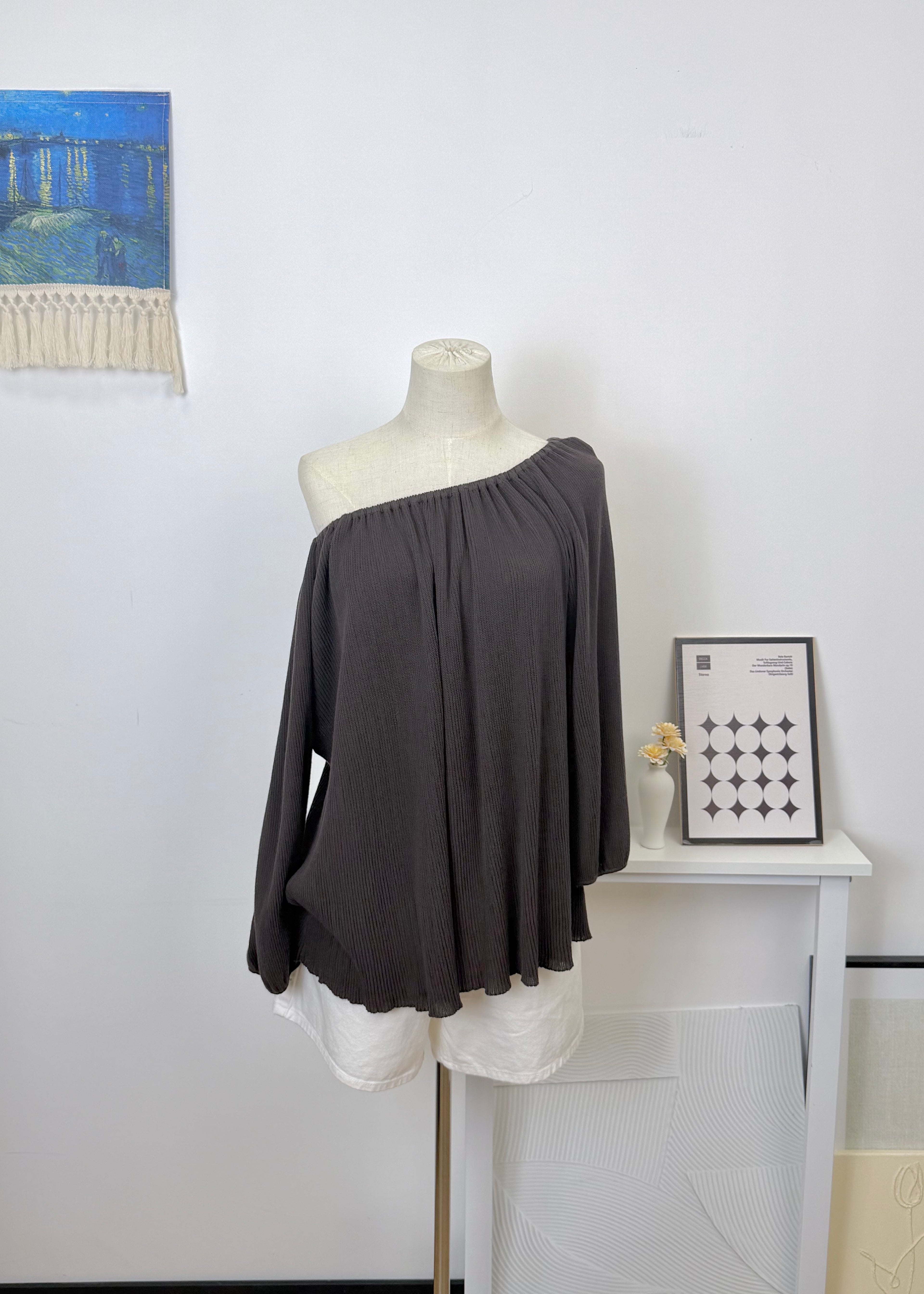 Off Shoulder Sleeve Top