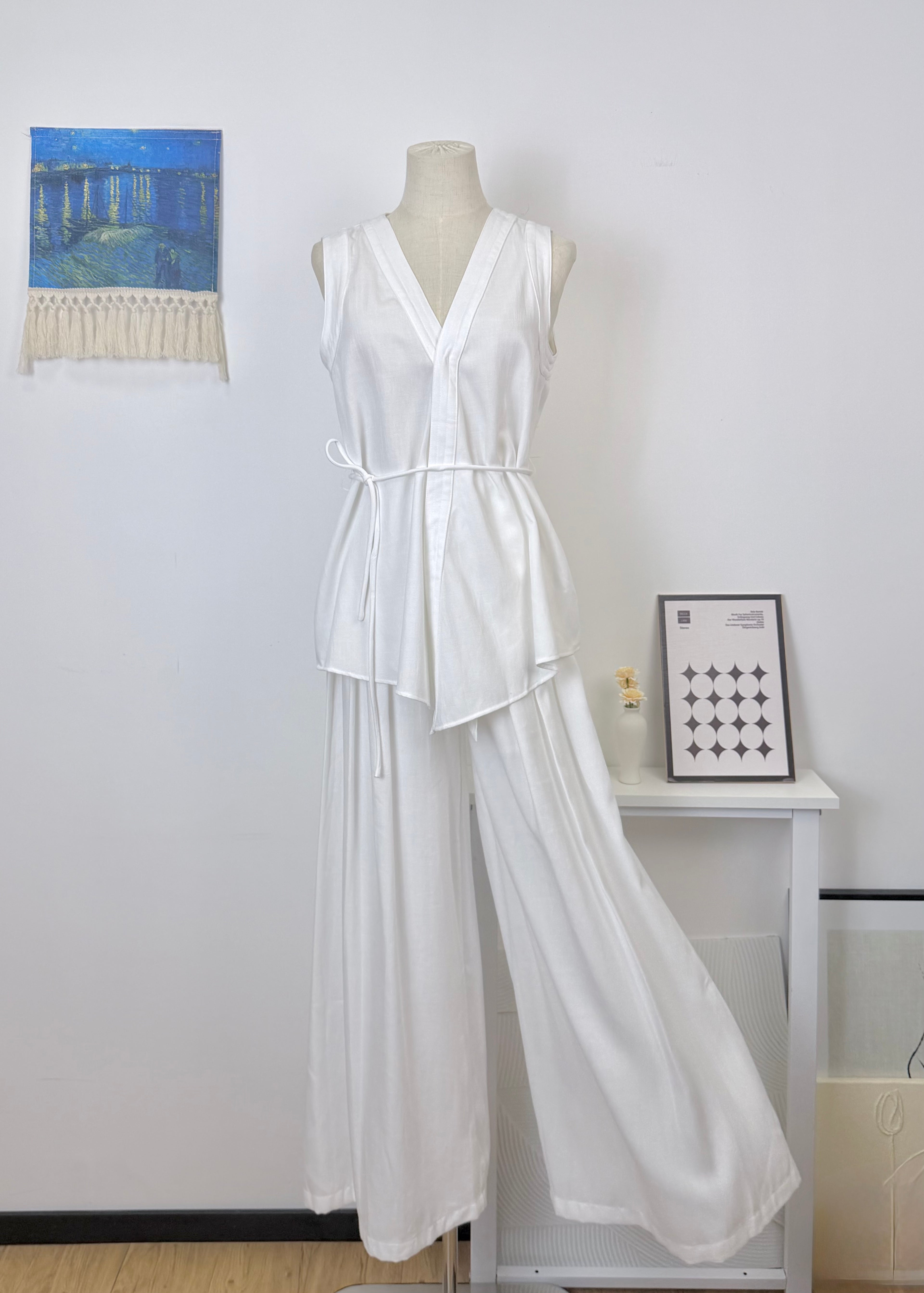 Cotton-linen sleeveless V-neck tie-front irregular top + wide-leg pants set