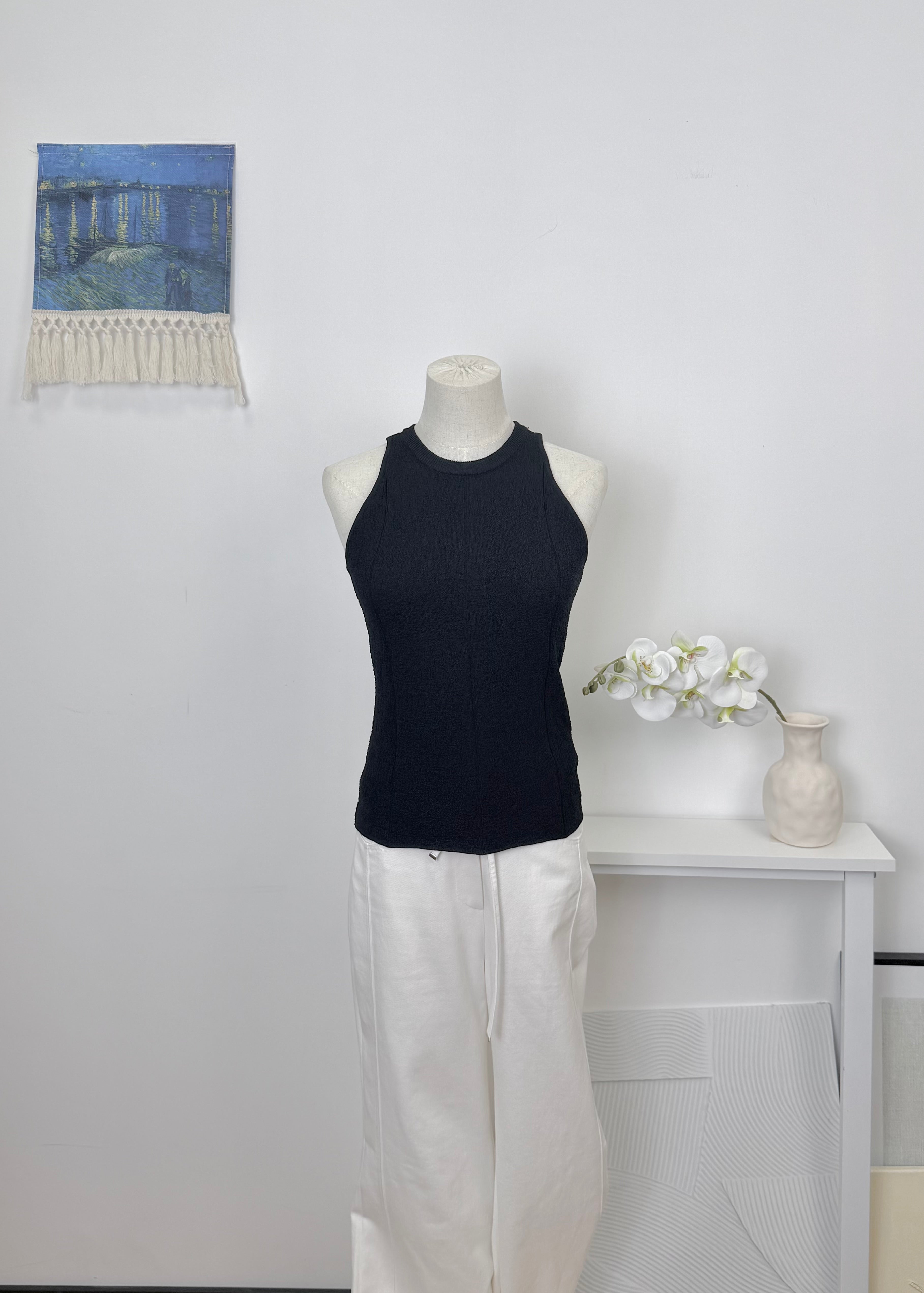 Inner Shoulder Textured Knit Top