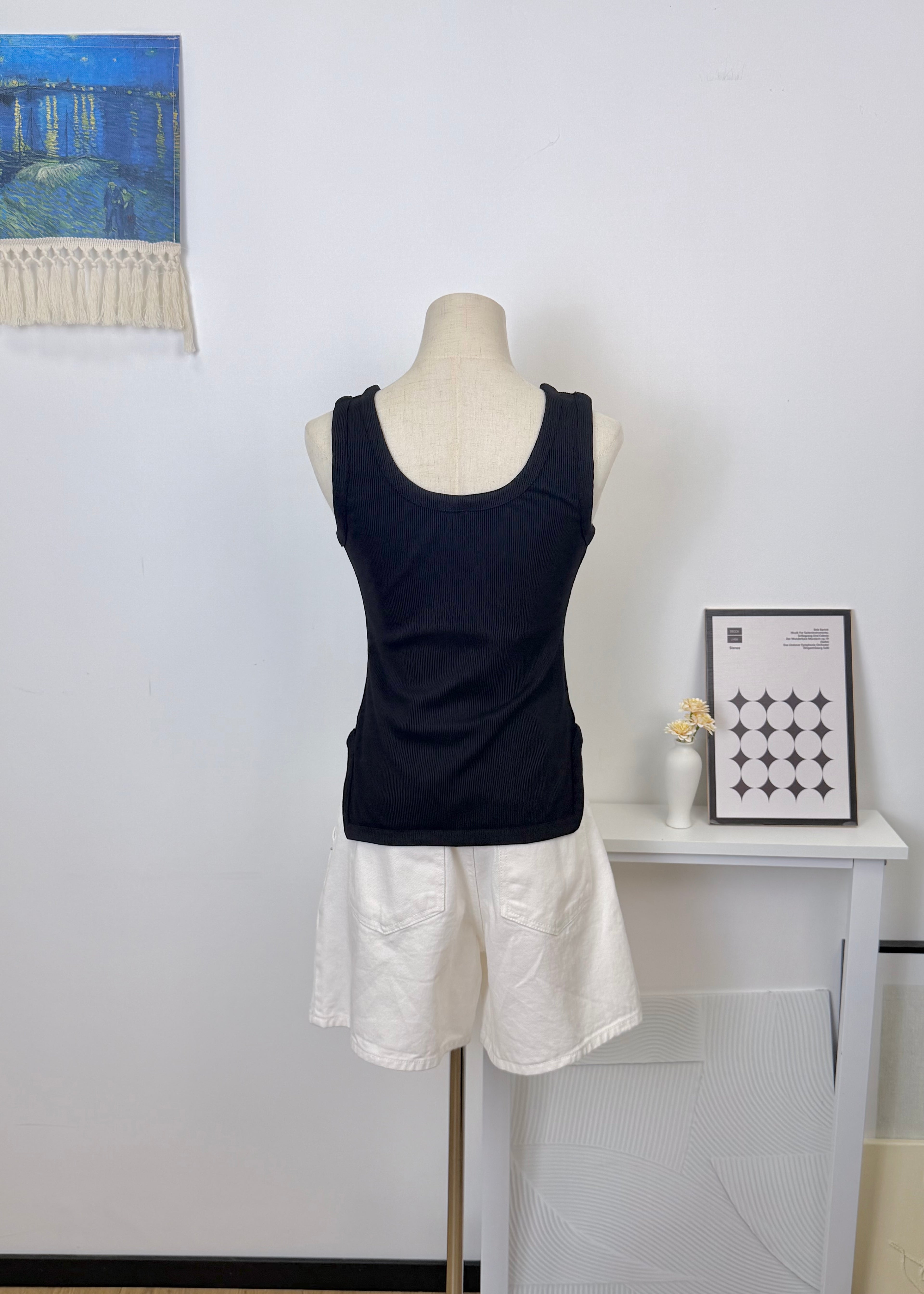 Curved Hem Ribbed Tank Top