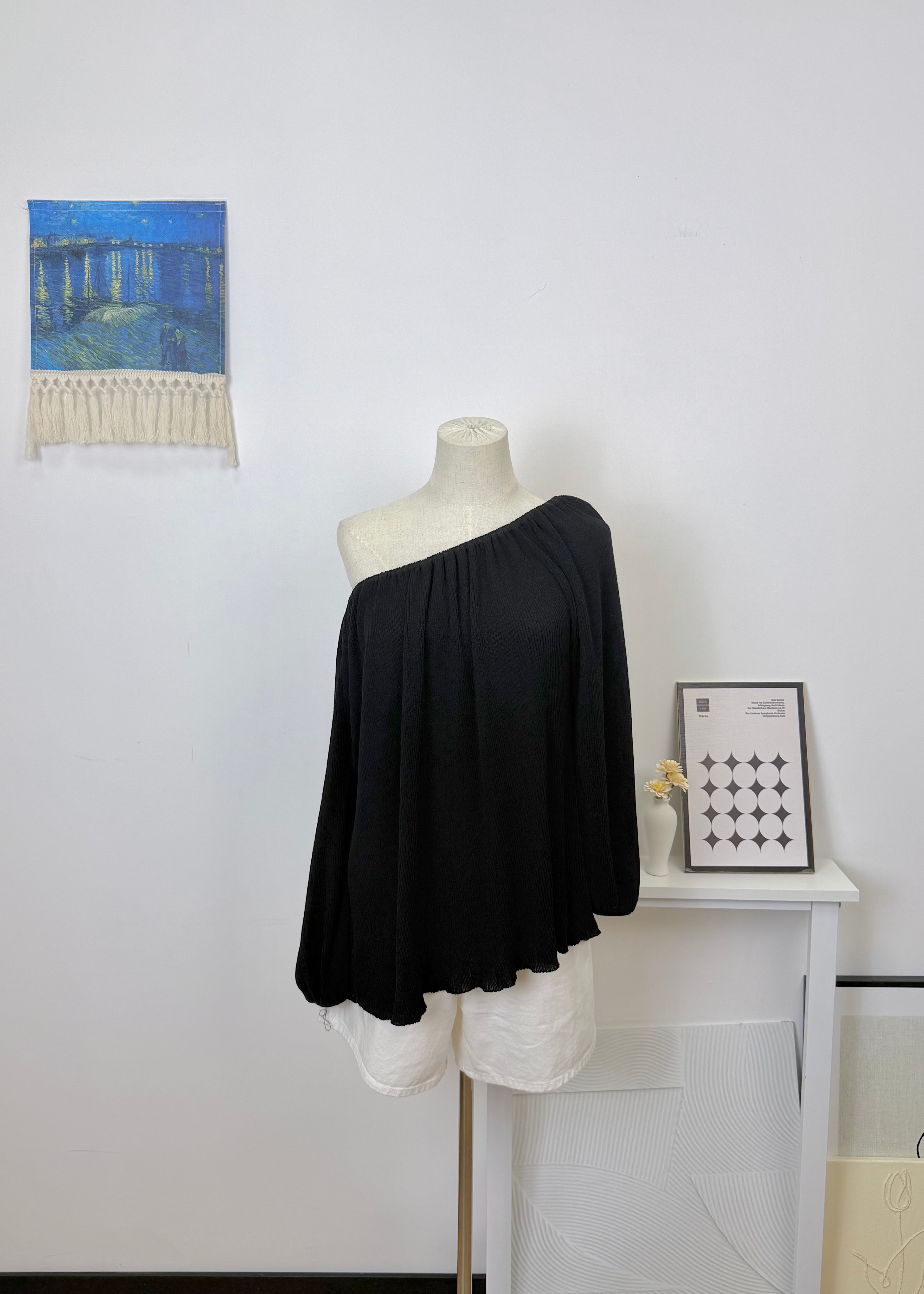 Off Shoulder Sleeve Top