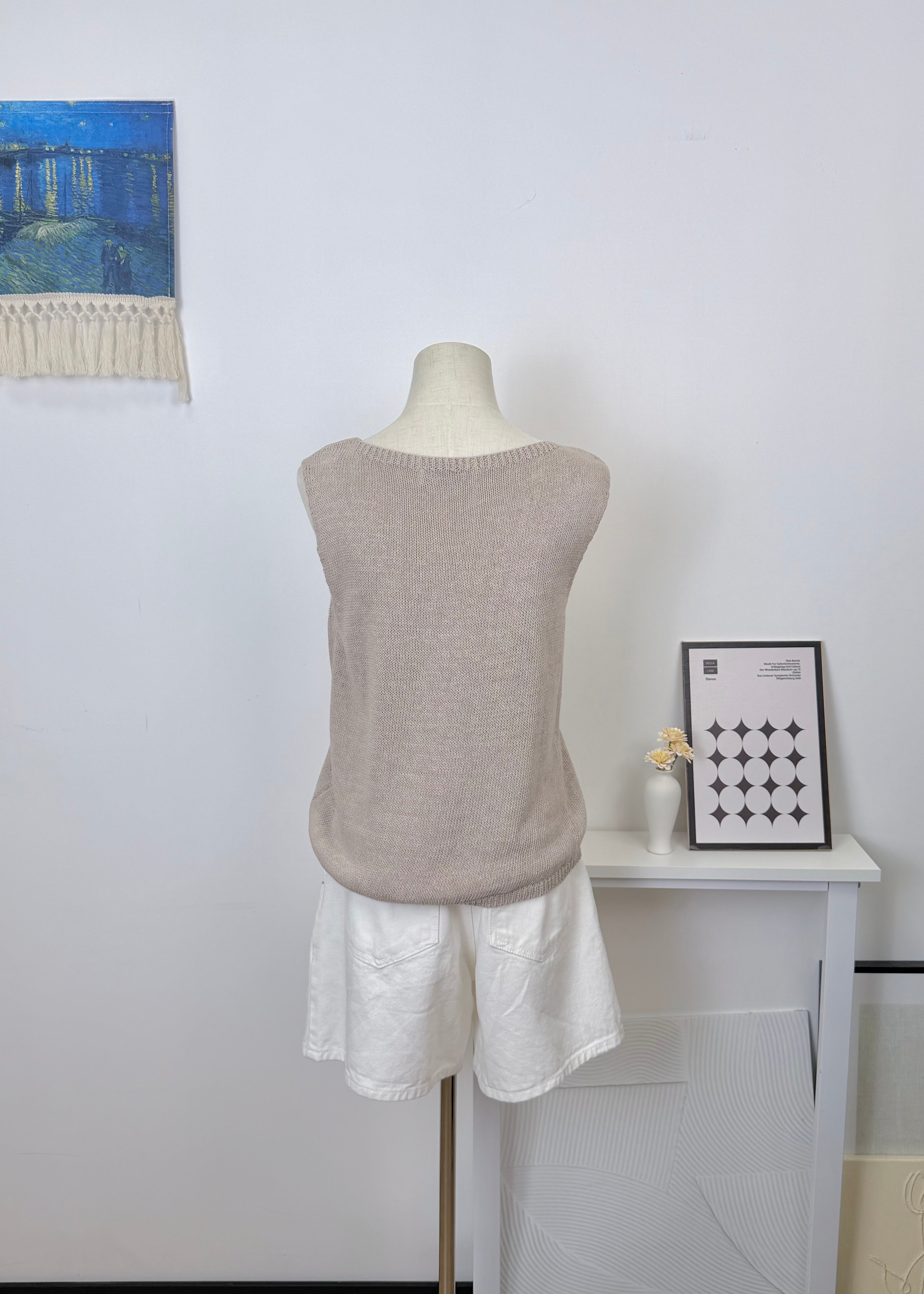 Artistic Chunky Knit Vest
