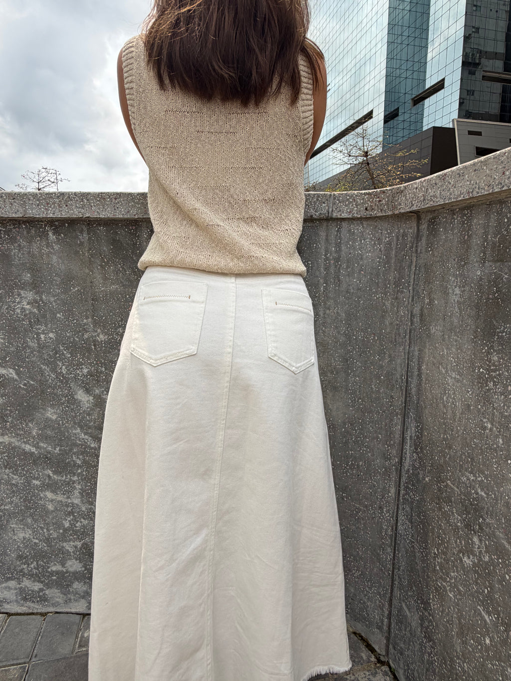 Woven Belt Raw Edge Denim Straight Midi Skirt